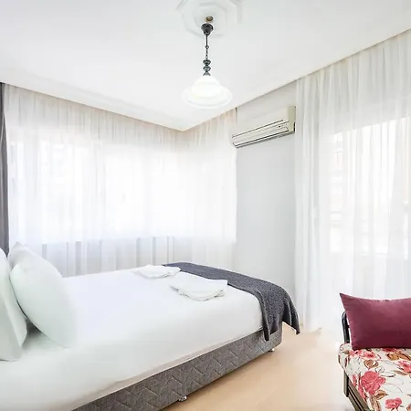 Cozy Flat With Balcony Close To Public Transportation In Konyaalti, * Antalya